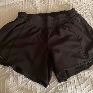 Lululemon Shorts Size 8